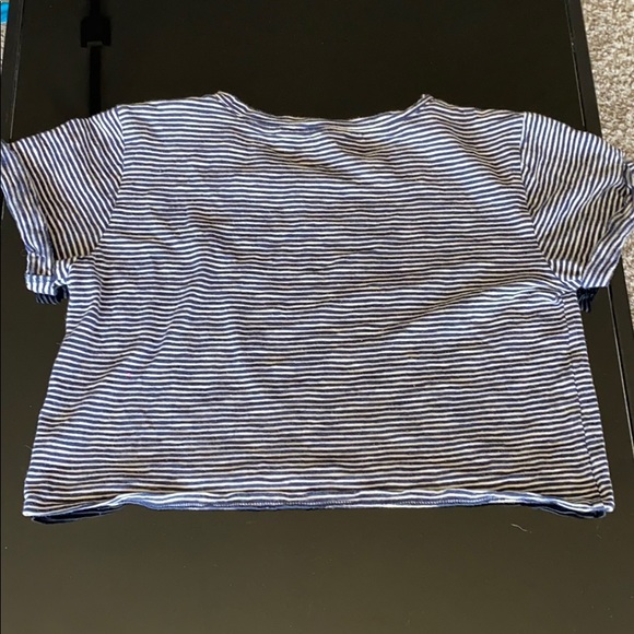 Blue and white striped cropped t shirt - Picture 3 of 3